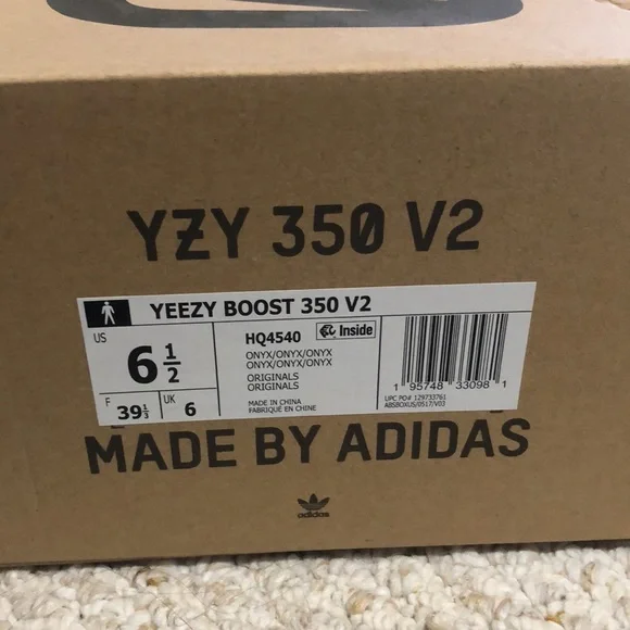Yeezy boost 350v2 new with box size 6.5 onyx